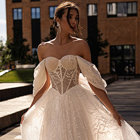 Waltz / Chapel / Cathedral wedding veil, bridal veil, wedding veil ivo –  ALEX BRIDAL